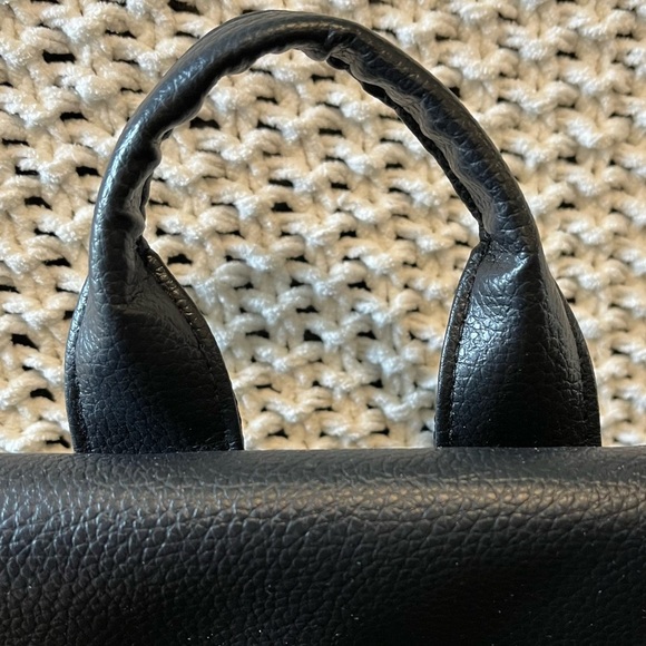 Botkier New York Black Trigger Backpack Purse, Multifunction Bag - Picture 8 of 13